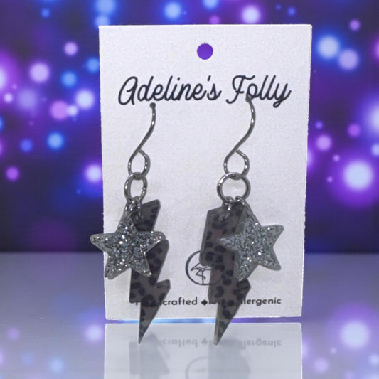 Handmade Leopard Acrylic Lightning Bolt Earrings: Retro 80s Style